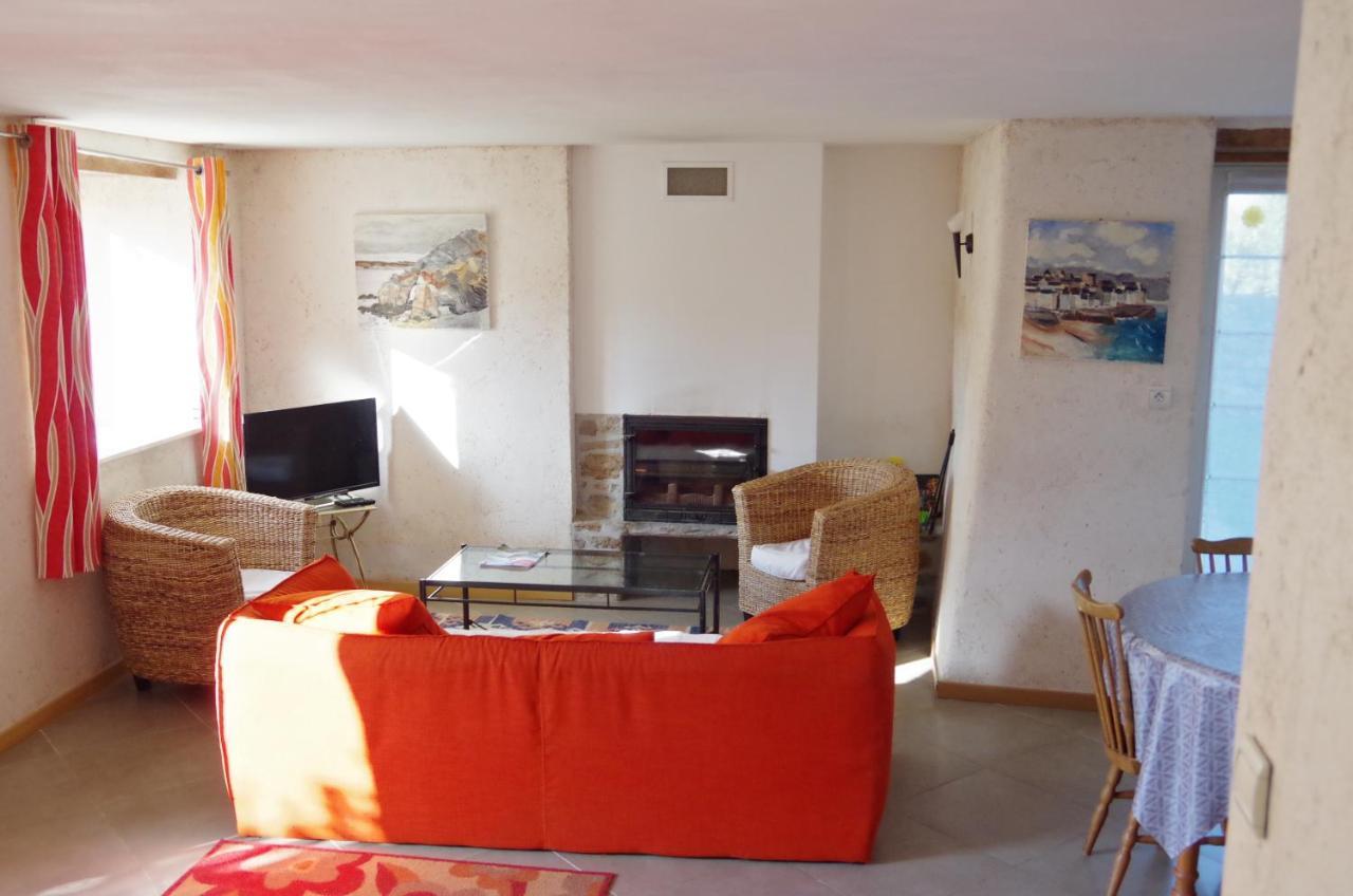Gites Du Manoir De Goandour Крозон Номер фото
